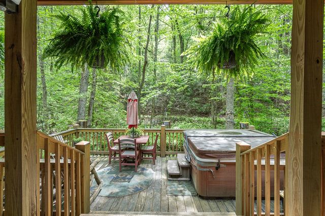 267 Laurelwood Circle, Murphy, NC 28906