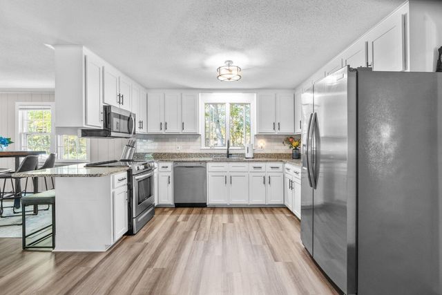 315 Prince Hinckley Road, Centerville, MA 02632