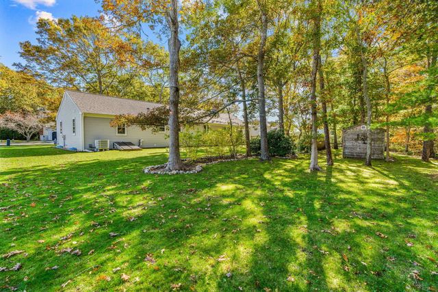 315 Prince Hinckley Road, Centerville, MA 02632