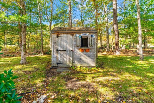 315 Prince Hinckley Road, Centerville, MA 02632