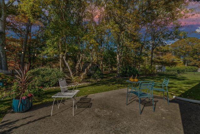 315 Prince Hinckley Road, Centerville, MA 02632