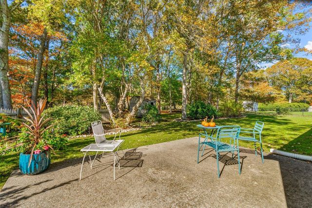 315 Prince Hinckley Road, Centerville, MA 02632