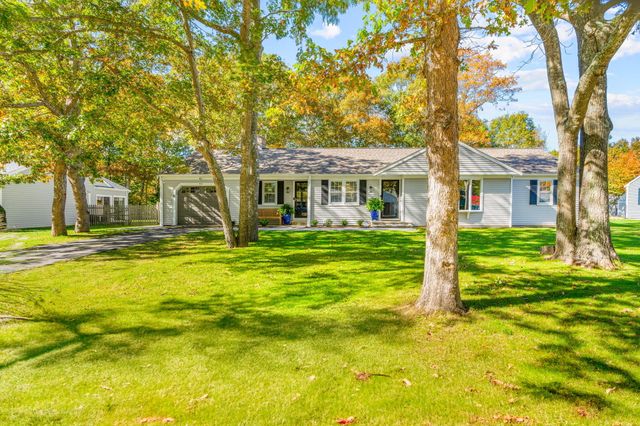 315 Prince Hinckley Road, Centerville, MA 02632