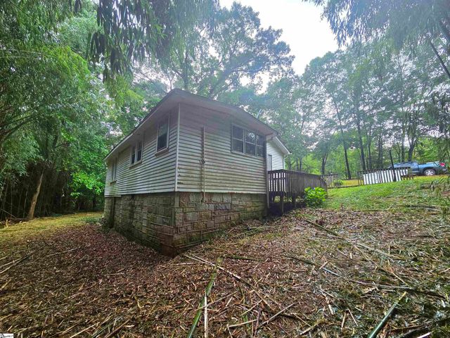 175 Long Road, Piedmont, SC 29673