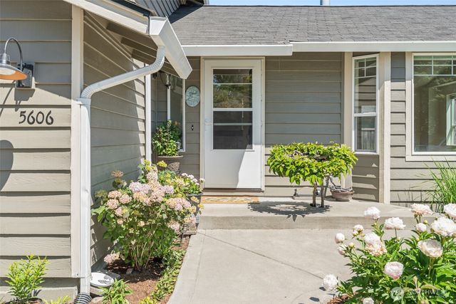 5606 39th Avenue SE, Lacey, WA 98503