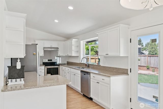 5606 39th Avenue SE, Lacey, WA 98503