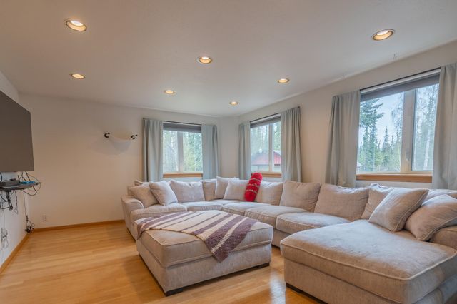 488 PLEASURE DRIVE, North Pole, AK 99705