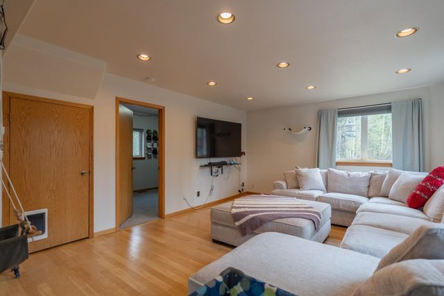 488 PLEASURE DRIVE, North Pole, AK 99705
