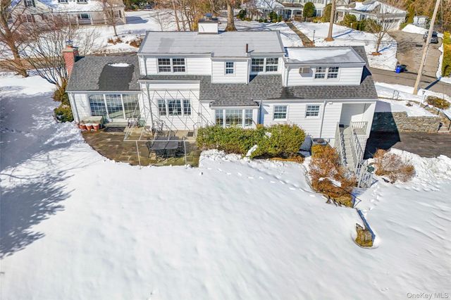 35 Byron Lane, Larchmont, NY 10538