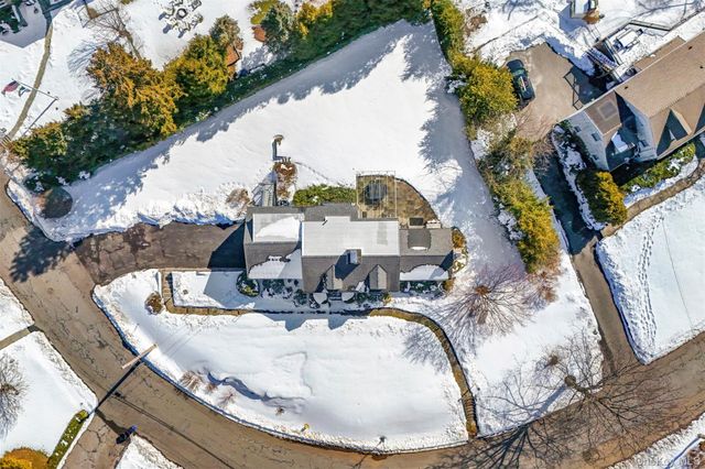 35 Byron Lane, Larchmont, NY 10538