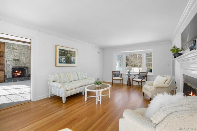 35 Byron Lane, Larchmont, NY 10538