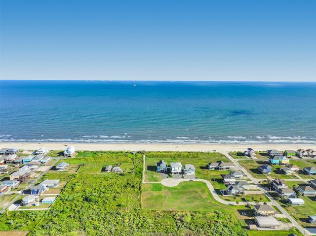 1220 Crystal Dunes Way, Crystal Beach, TX 77650