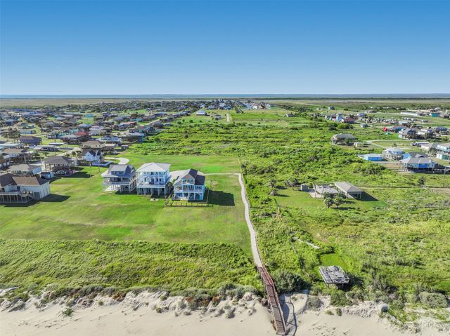 1220 Crystal Dunes Way, Crystal Beach, TX 77650