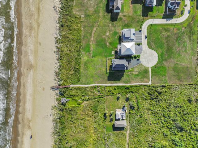 1220 Crystal Dunes Way, Crystal Beach, TX 77650
