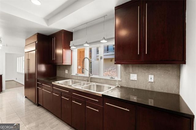 4094 Columns Drive SE, Marietta, GA 30067