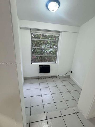 1844 Taft 4, Hollywood, FL 33020