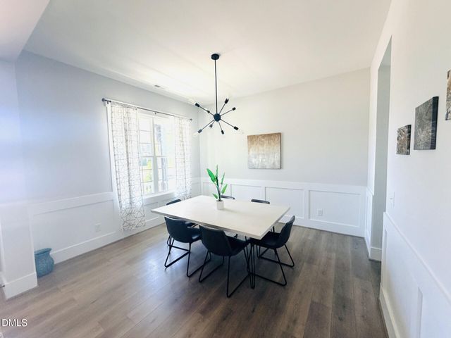 212 Moore Hill Way, Holly Springs, NC 27540