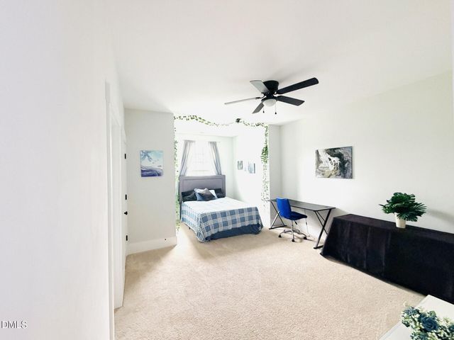 212 Moore Hill Way, Holly Springs, NC 27540