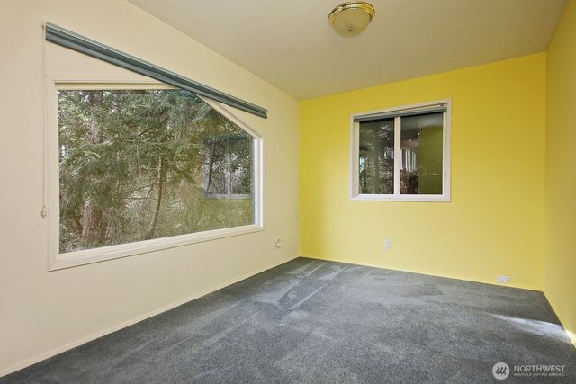2693 North Bluff Road, Greenbank, WA 98253