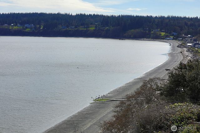 2693 North Bluff Road, Greenbank, WA 98253
