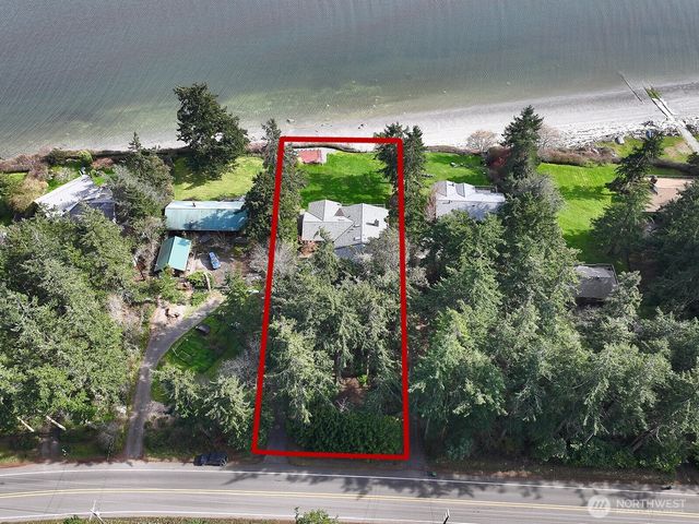 2693 North Bluff Road, Greenbank, WA 98253