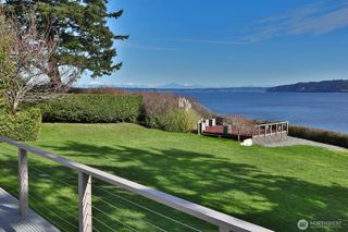 2693 North Bluff Road, Greenbank, WA 98253