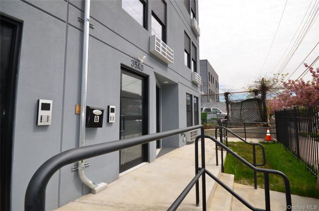 3542 Tiemann Avenue, Bronx, NY 10469