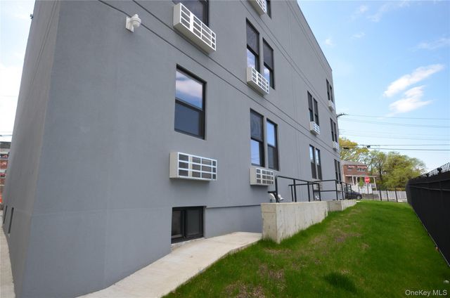 3542 Tiemann Avenue, Bronx, NY 10469