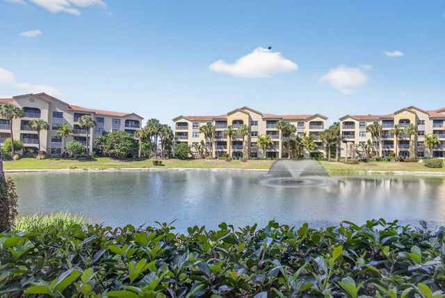 400 Uno Lago Drive 103, Juno Beach, FL 33408