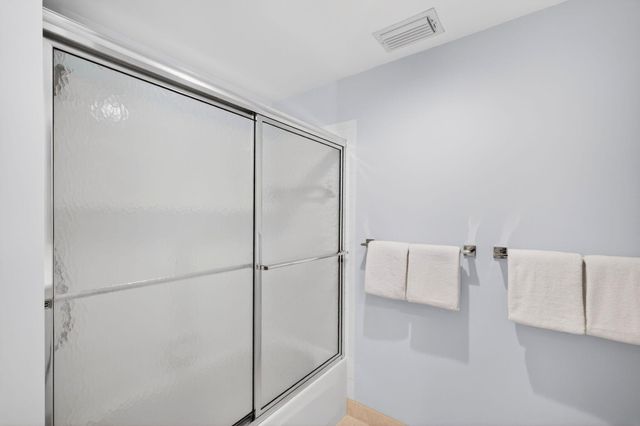 400 Uno Lago Drive 103, Juno Beach, FL 33408