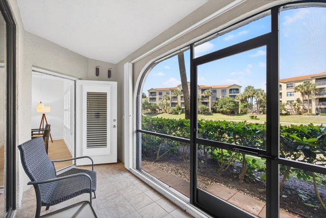 400 Uno Lago Drive 103, Juno Beach, FL 33408