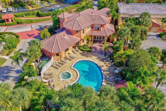 400 Uno Lago Drive 103, Juno Beach, FL 33408