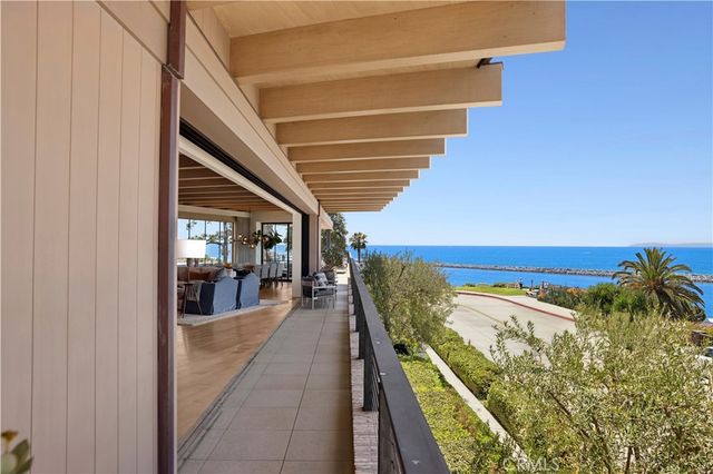 2804 Ocean, Corona Del Mar, CA 92625