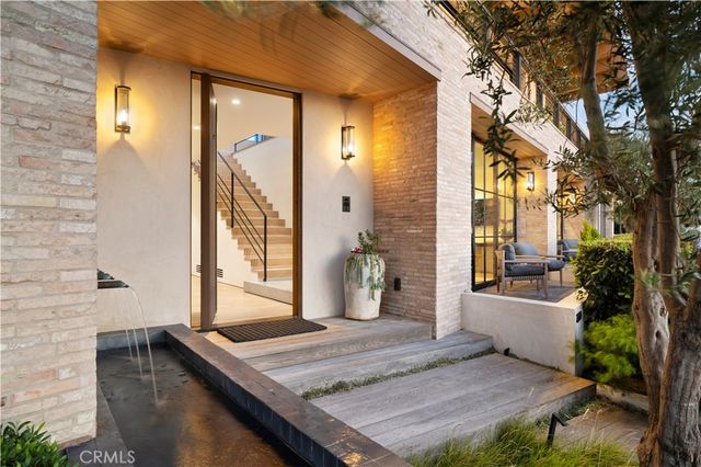 2804 Ocean, Corona Del Mar, CA 92625