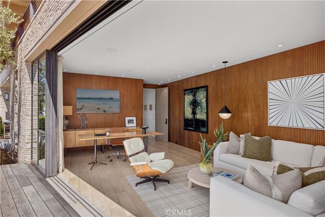 2804 Ocean, Corona Del Mar, CA 92625