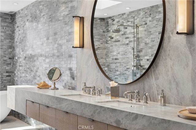 2804 Ocean, Corona Del Mar, CA 92625