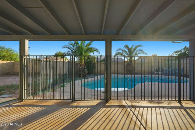 1317 W ESTRELLA Drive, Chandler, AZ 85224