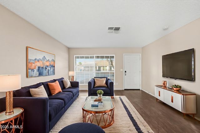 1317 W ESTRELLA Drive, Chandler, AZ 85224