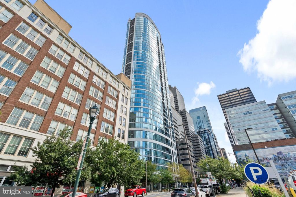 2101 MARKET ST #PH02, PHILADELPHIA, PA 19103 — photo 2