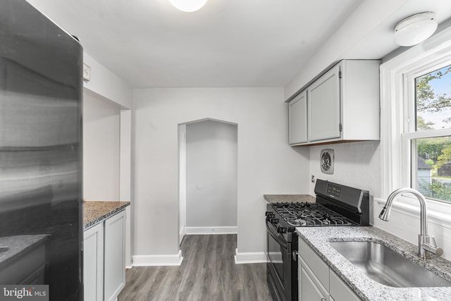 105 LECONEY CIR, Palmyra, NJ 08065
