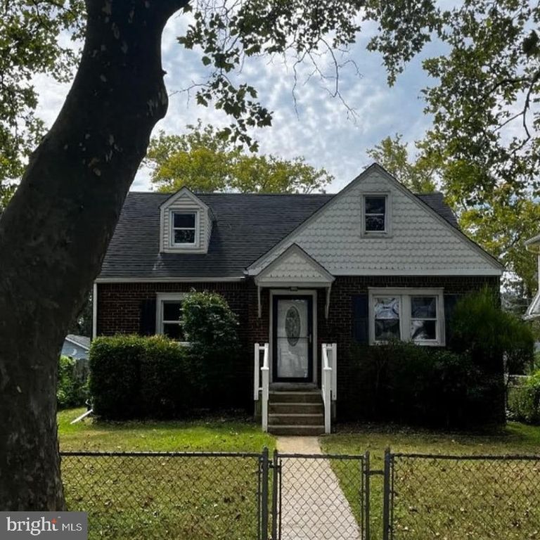 105 LECONEY CIR, Palmyra, NJ 08065
