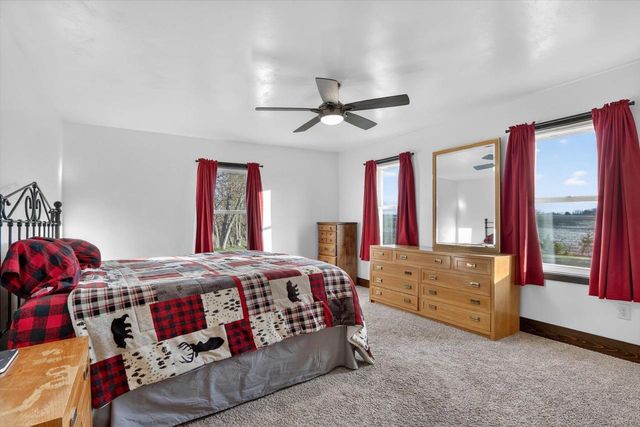 8357 Territorial Road, Evansville, WI 53536