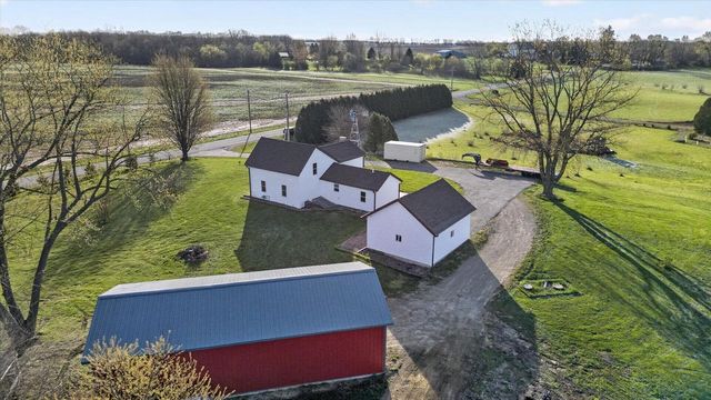 8357 Territorial Road, Evansville, WI 53536