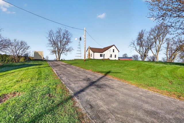8357 Territorial Road, Evansville, WI 53536