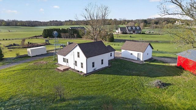 8357 Territorial Road, Evansville, WI 53536