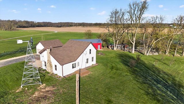 8357 Territorial Road, Evansville, WI 53536