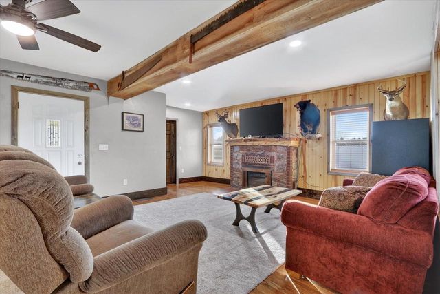 8357 Territorial Road, Evansville, WI 53536