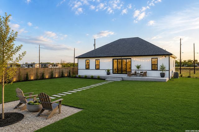 16923 Rancho Escondido, Atascosa, TX 78002