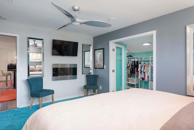 64 Calle De Estrellas, Palm Springs, CA 92264