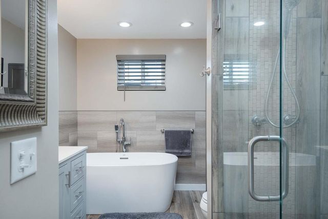 64 Calle De Estrellas, Palm Springs, CA 92264